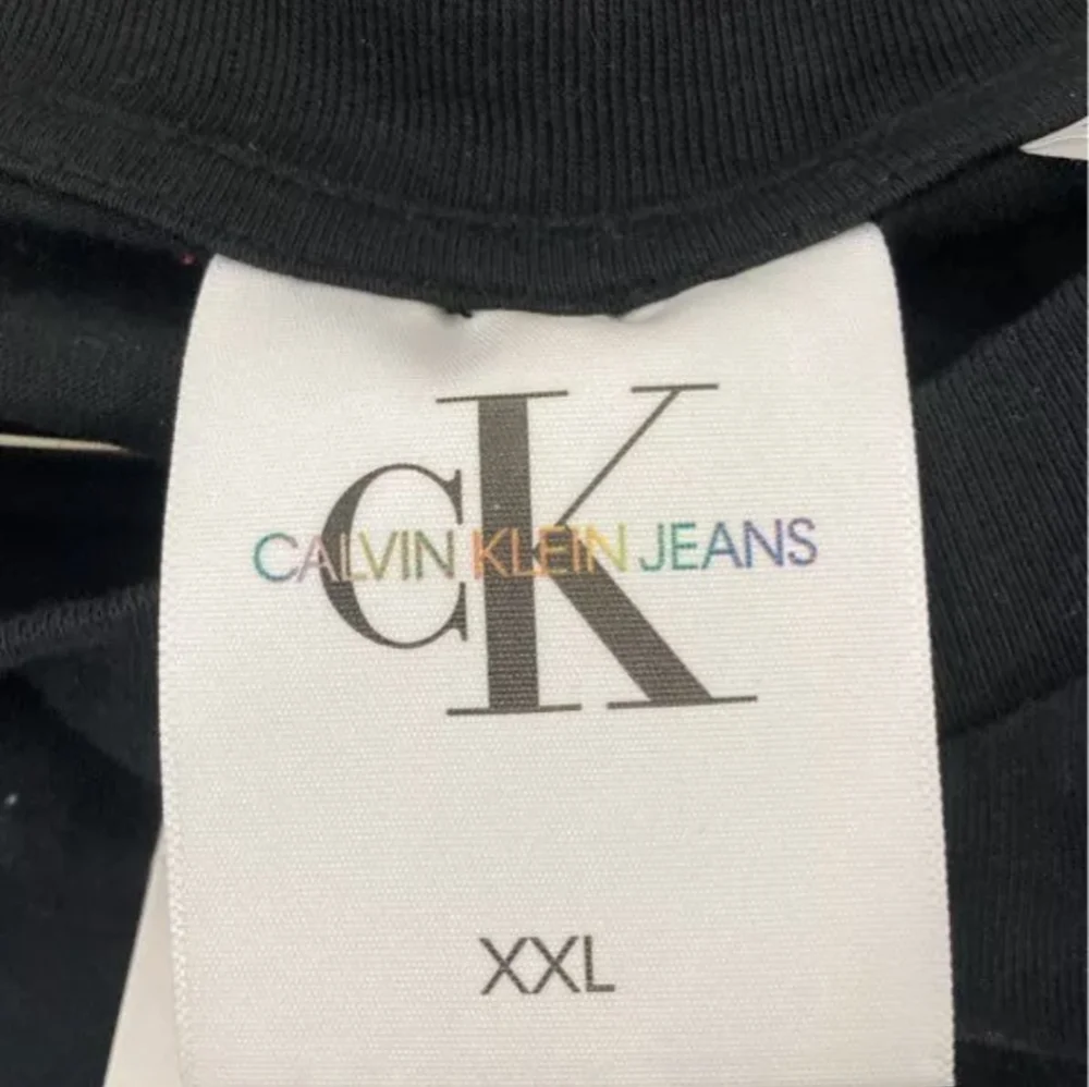 Calvin Klein Jeans Black Logo T Shirt - Size XXL NWT MSRP $39.90 - Picture 4 of 5